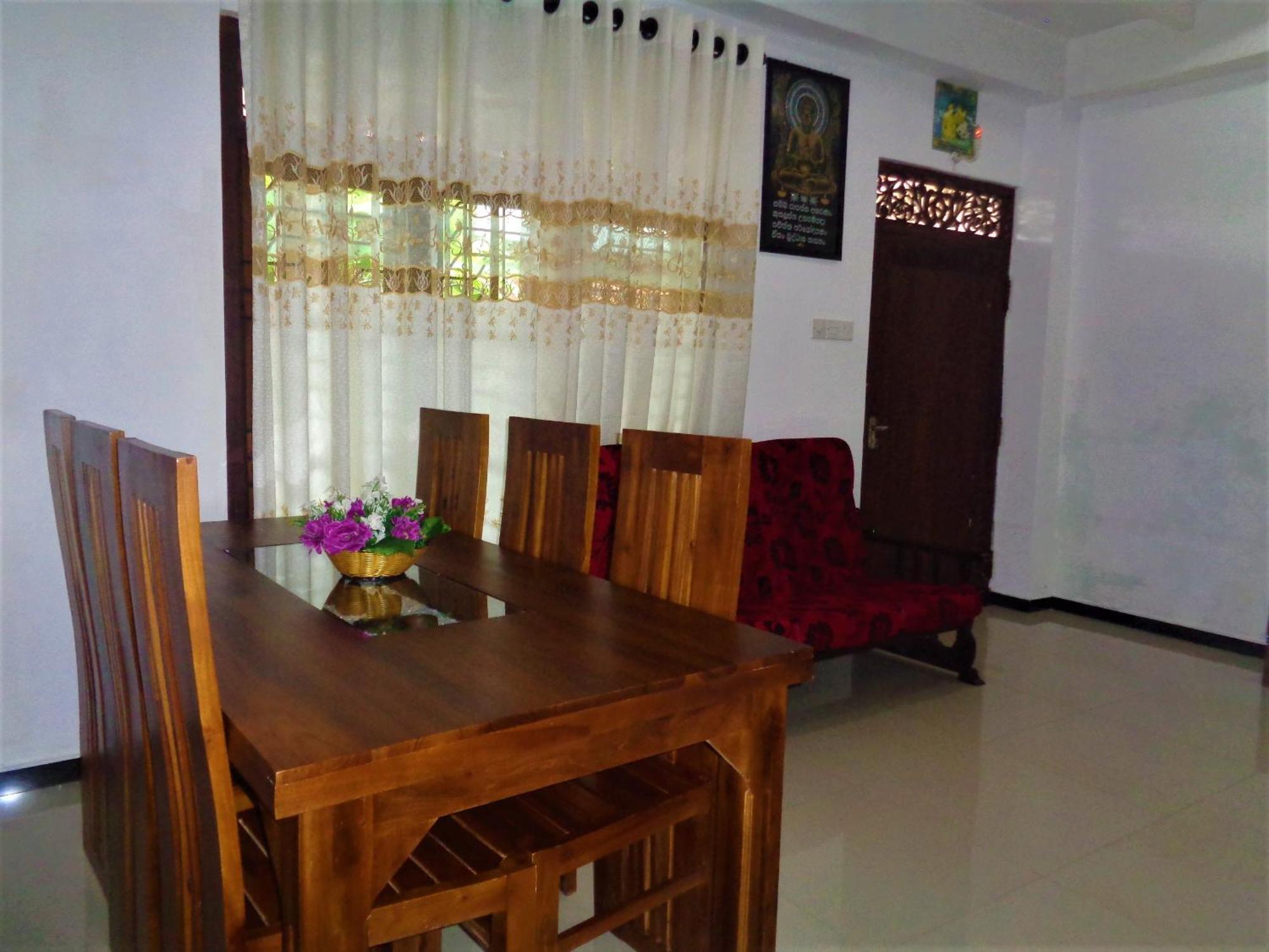 De Fancy House Hotel Unawatuna Ngoại thất bức ảnh