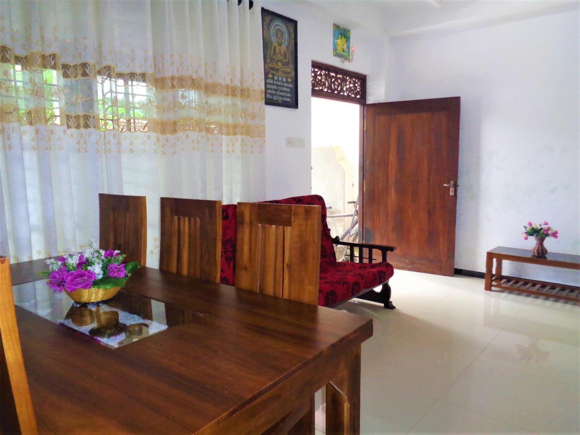 De Fancy House Hotel Unawatuna Ngoại thất bức ảnh