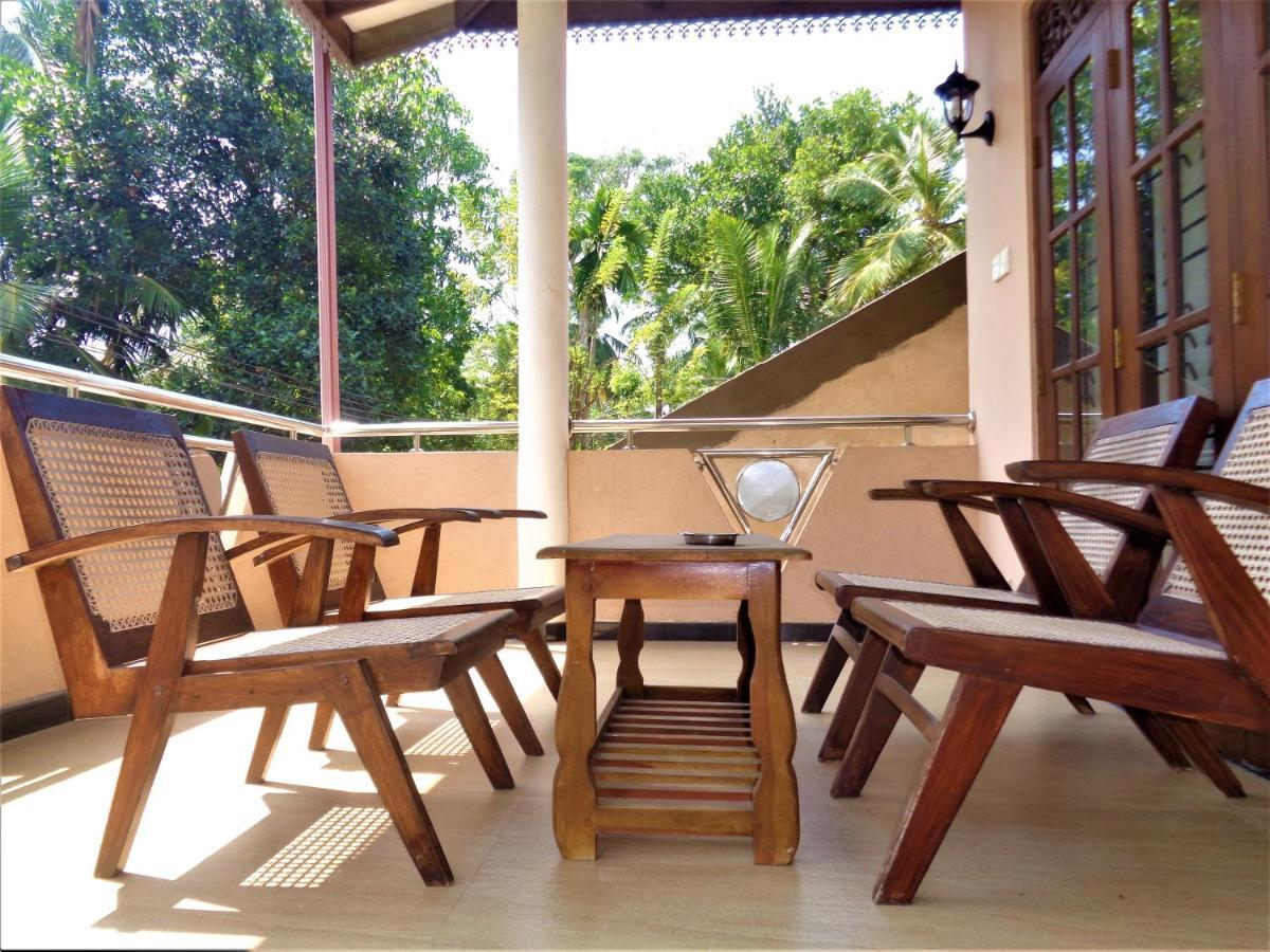 De Fancy House Hotel Unawatuna Ngoại thất bức ảnh